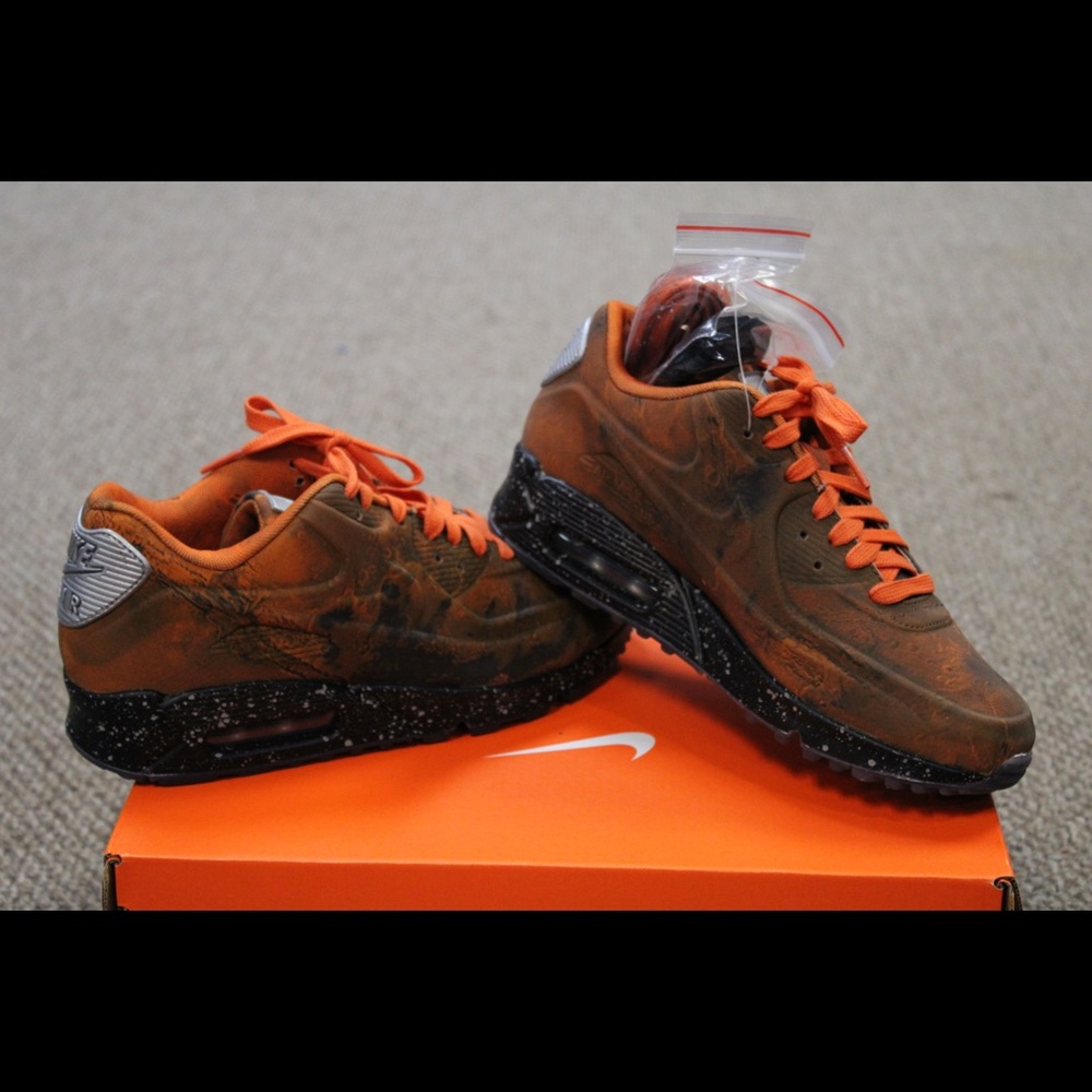 Nike air max mars landing